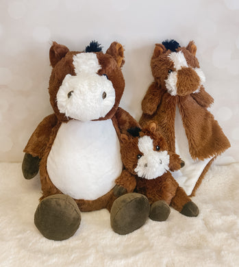 3 piece Custom Baby Gift Set – Embroidered Horse
