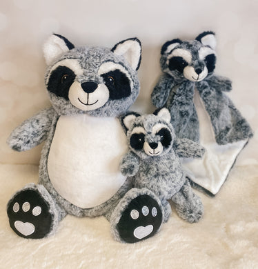3 piece Custom Baby Gift Set – Embroidered Raccoon